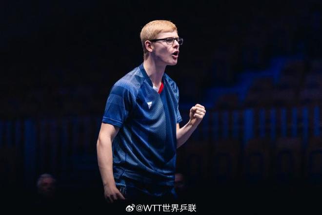 严格且公平 严格且公平